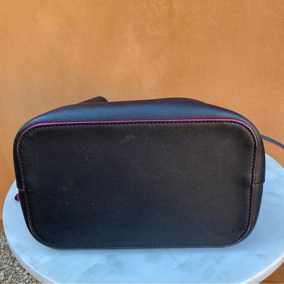 SOLD Louis Vuitton Lockme Calfskin Bucket Bag - Picture 11 of 16